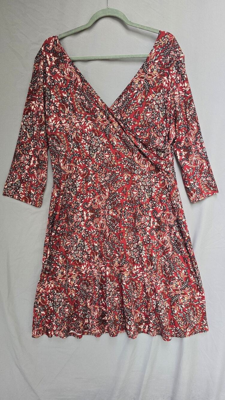 Kaileigh Dress Womens 2XL Red Floral V Neck 3/4 Sleeve Wrap Fit & Flare Jersey